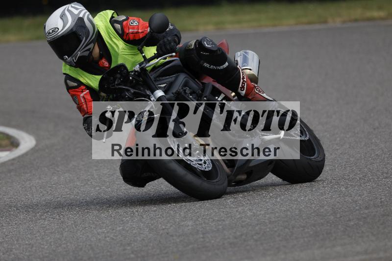 /19 06.06.2026  TZ Motorsport ADR/Gruppe gruen/instruktor